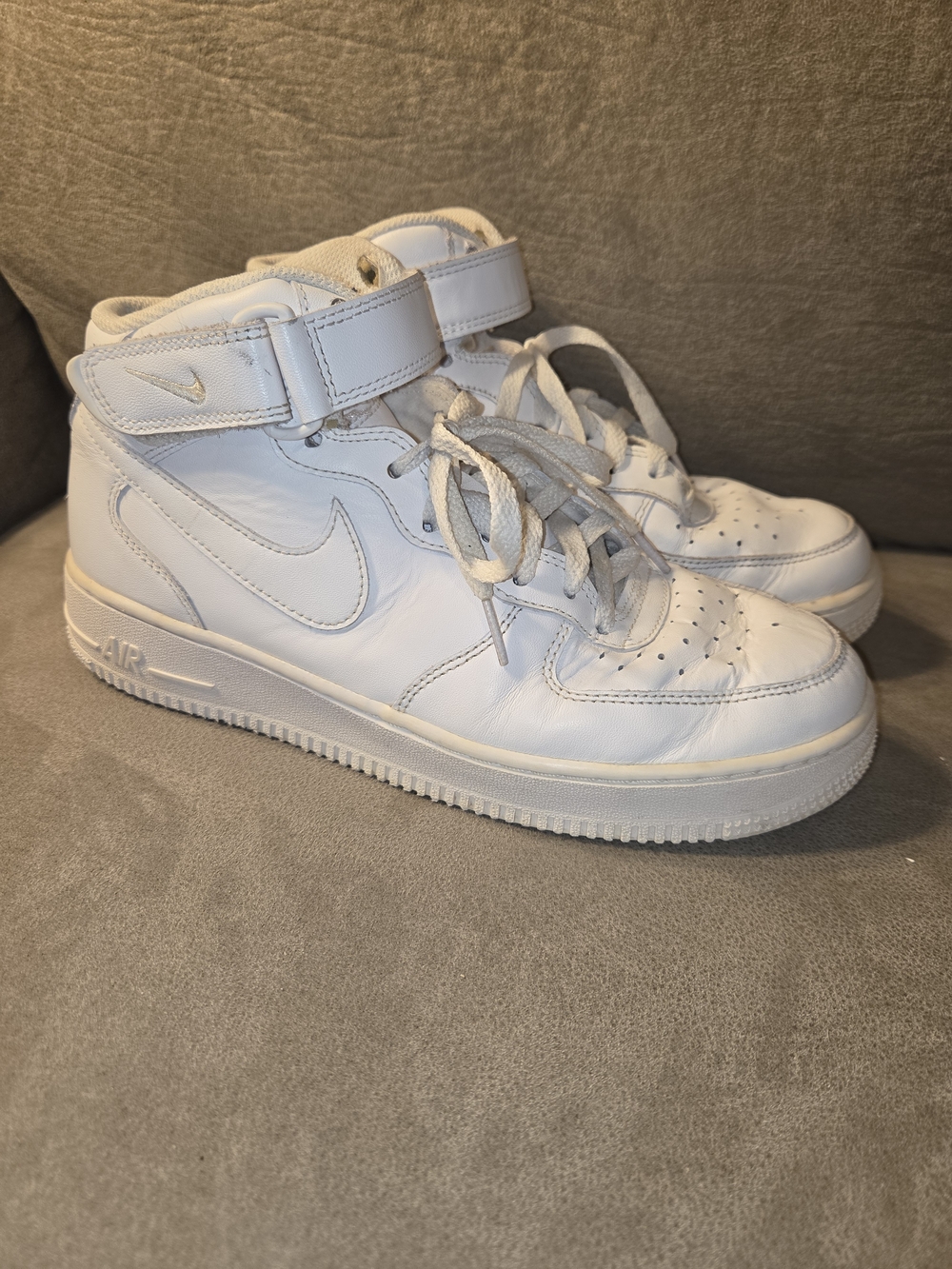 Nike White High-Top Air Force Style Athletic Sneakers with Ankle Strap